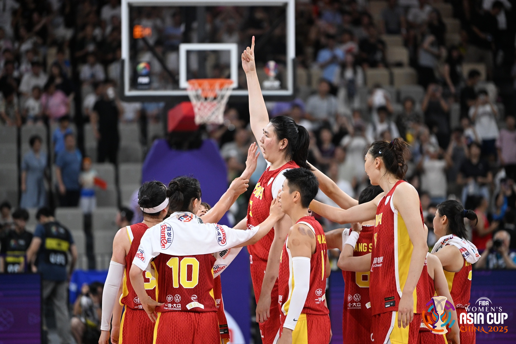 亚太杯半决赛：中国女篮大胜澳大利亚晋级决赛的简单介绍