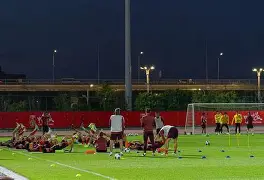 记者提问立陶宛球员因迎接孩子出生退赛 引教练不满 记者提问立陶宛球员因迎接孩子出生退赛 引教练不满