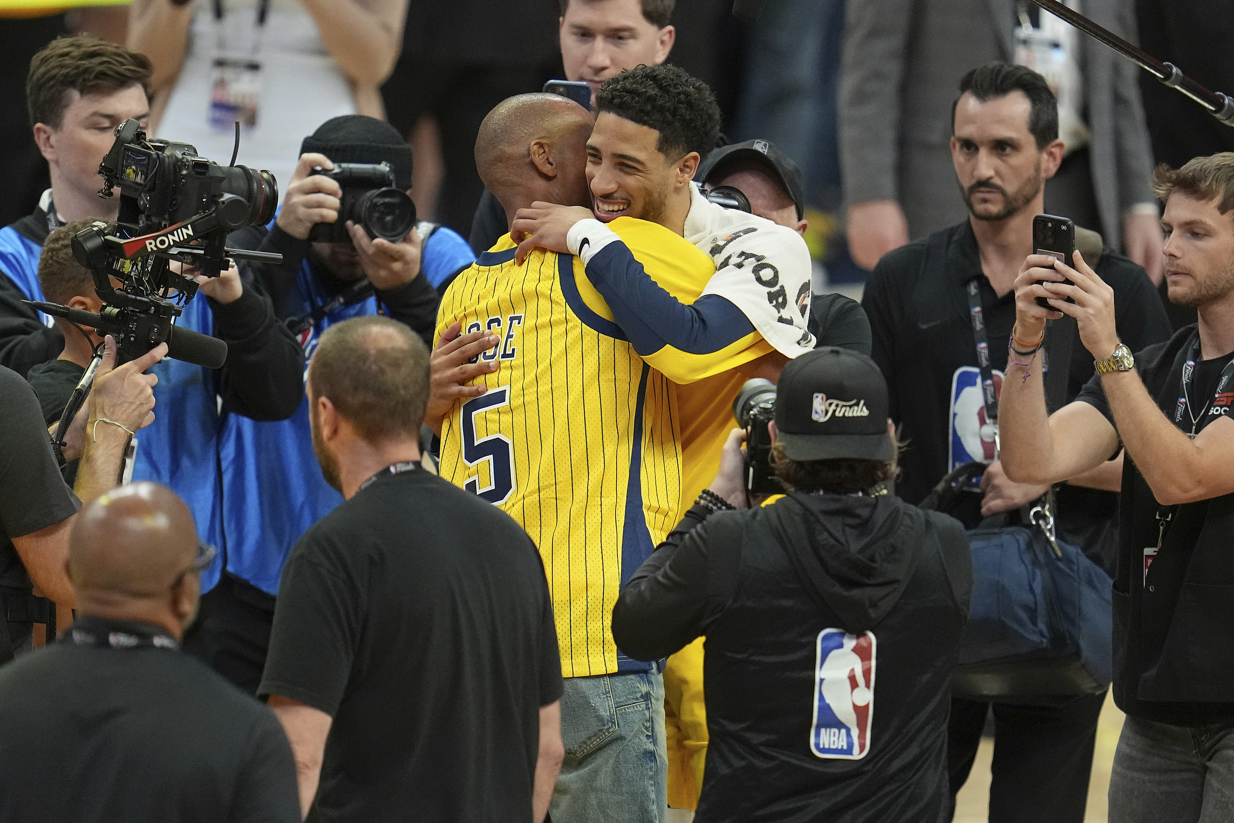 步行者队逆转成功,取得惊人胜利(步行者队逆转成功,取得惊人胜利了吗) 步行者队逆转成功,取得惊人胜利(步行者队逆转成功,取得惊人胜利了吗)