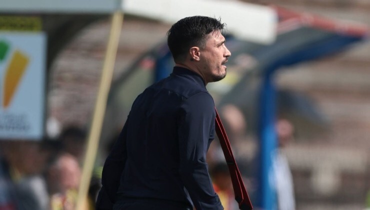 关于卡利亚里主场失利,主帅饱受压力的信息 关于卡利亚里主场失利,主帅饱受压力的信息